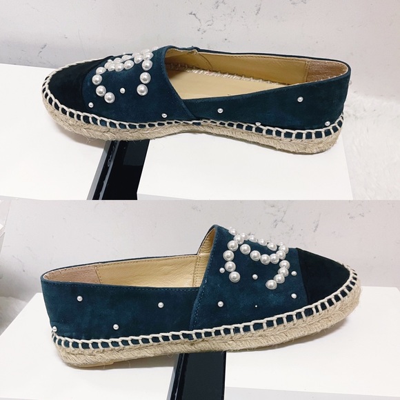 Authentic CHANEL Stunning Pearl CC Dark Teal Suede Espadrilles - Picture 10 of 15